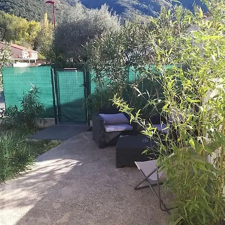 Appartement Rez De Jardin Cosy Avec Terrasse Fleurie Arles-sur-Tech