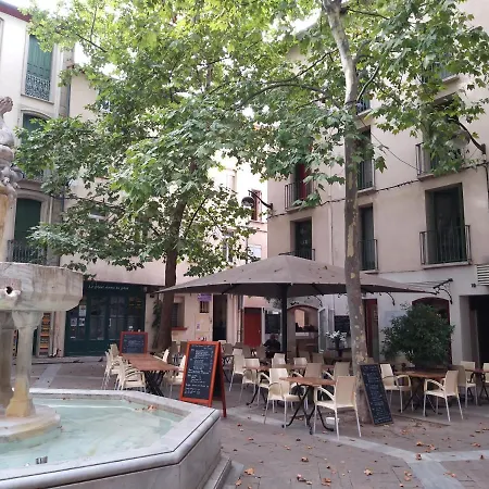 Apartment Rez De Jardin Cosy Avec Terrasse Fleurie *